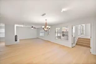 3603 Yorkshire Dr, Arlington, TX 76013 - Photo 4