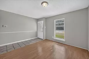 1123 Venus St, Cedar Hill, TX 75104 - Photo 6