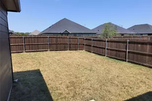 320 Leopold Trl, Greenville, TX 75402 - Photo 4
