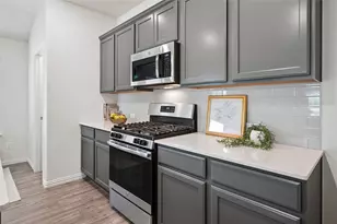 1700 Adams Dr, Little Elm, TX 75068 - Photo 18