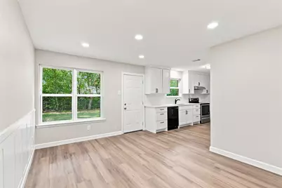 2730 Ridgewood Street, Irving, TX 75062 - Photo 8