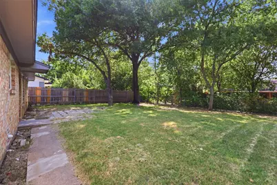 2730 Ridgewood Street, Irving, TX 75062 - Photo 24
