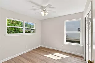 2730 Ridgewood St, Irving, TX 75062 - Photo 18