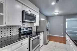 6980 Cox Ln, North Richland Hills, TX 76182 - Photo 14