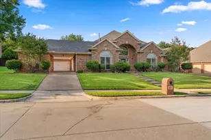 2508 Russwood Dr, Flower Mound, TX 75028 - Photo 2