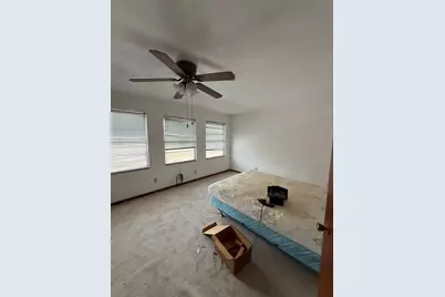 2716 NW Loraine Street, Fort Worth, TX 76106 - Photo 12