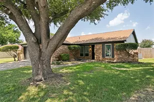 6633 N Park Dr, Watauga, TX 76148 - Photo 2