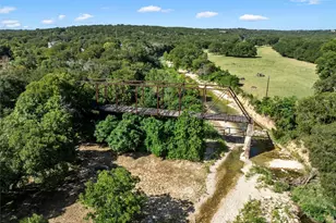 266 Childress Creek Dr, China Spring, TX 76633 - Photo 4