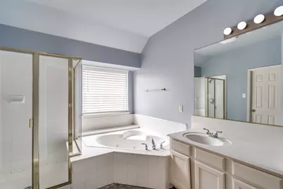 5012 Springflower Drive, Frisco, TX 75035 - Photo 18