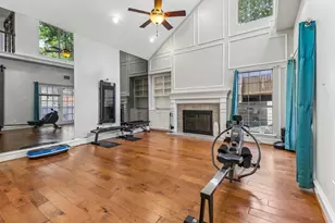 200 Sherwood Ct, Irving, TX 75061 - Photo 18