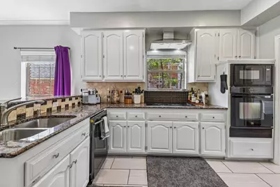 200 Sherwood Court, Irving, TX 75061 - Photo 10