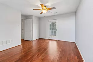 200 Sherwood Ct, Irving, TX 75061 - Photo 26