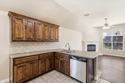 2725 Waterdance Drive, Little Elm, TX 75068 - Photo 6