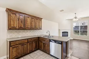 2725 Waterdance Dr, Little Elm, TX 75068 - Photo 6