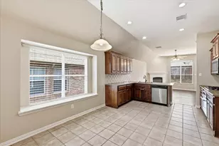 2725 Waterdance Dr, Little Elm, TX 75068 - Photo 4