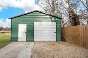 3812 Orchard Ln, Waco, TX 76705 - Photo 10