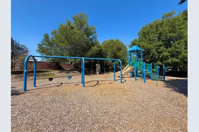 2126 Candace Drive, Lancaster, TX 75146 - Photo 18
