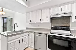 821 Dublin Dr, Richardson, TX 75080 - Photo 18