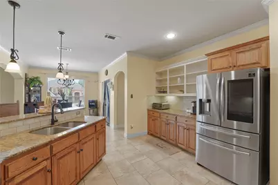 5132 Southpoint Drive, Arlington, TX 76017 - Photo 2