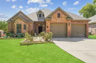 5132 Southpoint Dr, Arlington, TX 76017 - Photo 1