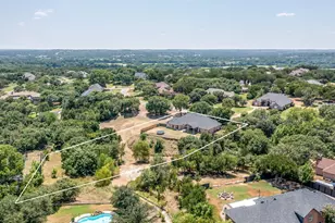 117 Danielle Dr, Hudson Oaks, TX 76087 - Photo 2