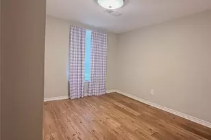 117 E Division St, Pilot Point, TX 76258 - Photo 10