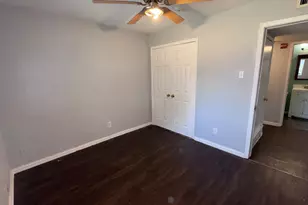 1610 Kingston Dr, Grand Prairie, TX 75051 - Photo 32