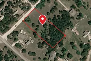 815 Overlook Dr, Cleburne, TX 76033 - Photo 1
