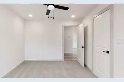 2126 Marfa Avenue, Dallas, TX 75216 - Photo 12