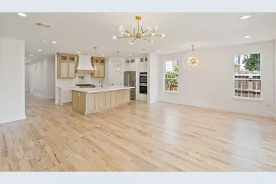 1334 E Kiest Boulevard, Dallas, TX 75216 - Photo 4