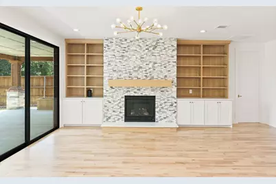 1334 E Kiest Boulevard, Dallas, TX 75216 - Photo 6