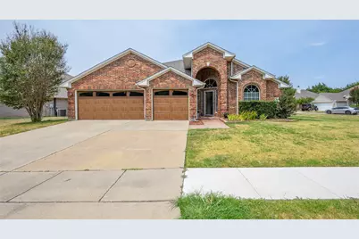 5804 Silver Sage Lane, Grand Prairie, TX 75052 - Photo 1