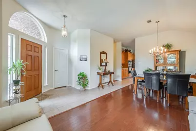 5804 Silver Sage Lane, Grand Prairie, TX 75052 - Photo 4