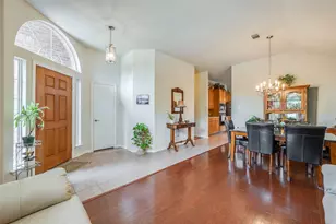 5804 Silver Sage Ln, Grand Prairie, TX 75052 - Photo 4