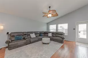 1913 Grand Fir Dr, Little Elm, TX 75068 - Photo 14