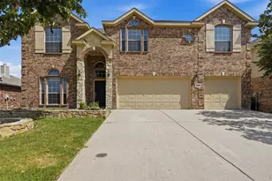 424 High Desert Dr, Fort Worth, TX 76131 - Photo 2