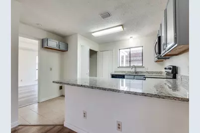 917 Westover Drive, Lancaster, TX 75134 - Photo 4