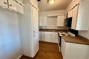 800 Irwin Dr, Hurst, TX 76053 - Photo 12