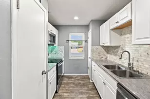 804 Aransas Dr, Euless, TX 76039 - Photo 24