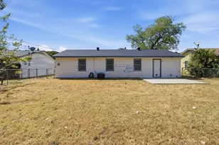 804 Aransas Dr, Euless, TX 76039 - Photo 32
