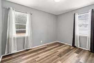 804 Aransas Dr, Euless, TX 76039 - Photo 12