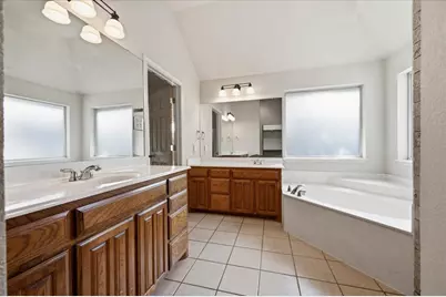 7408 Rolling Hills Drive, Benbrook, TX 76126 - Photo 30