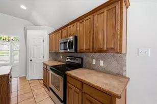 7408 Rolling Hills Dr, Benbrook, TX 76126 - Photo 14