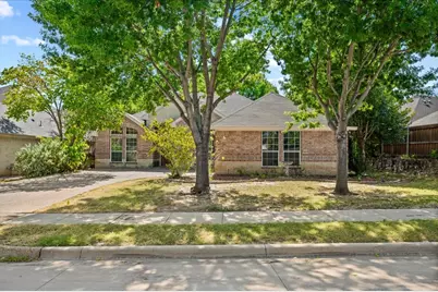 7408 Rolling Hills Drive, Benbrook, TX 76126 - Photo 4