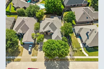 7408 Rolling Hills Drive, Benbrook, TX 76126 - Photo 6