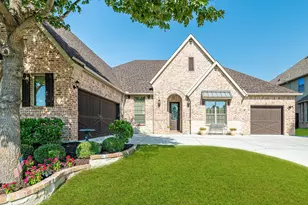 570 Featherstone, Rockwall, TX 75087 - Photo 2