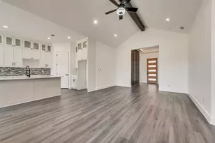 3811 Aransas St, Dallas, TX 75212 - Photo 8