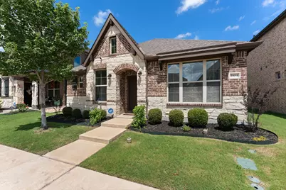 2104 Barx Drive, Little Elm, TX 75068 - Photo 2