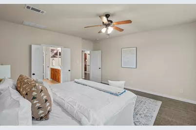 2800 Cole Castle Drive, Lewisville, TX 75056 - Photo 18