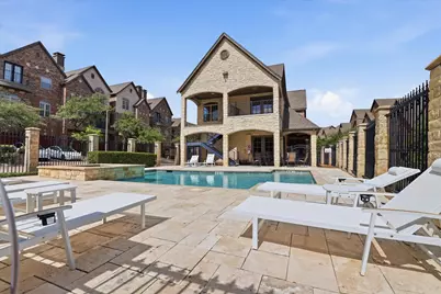 748 Rockingham Drive, Irving, TX 75063 - Photo 36